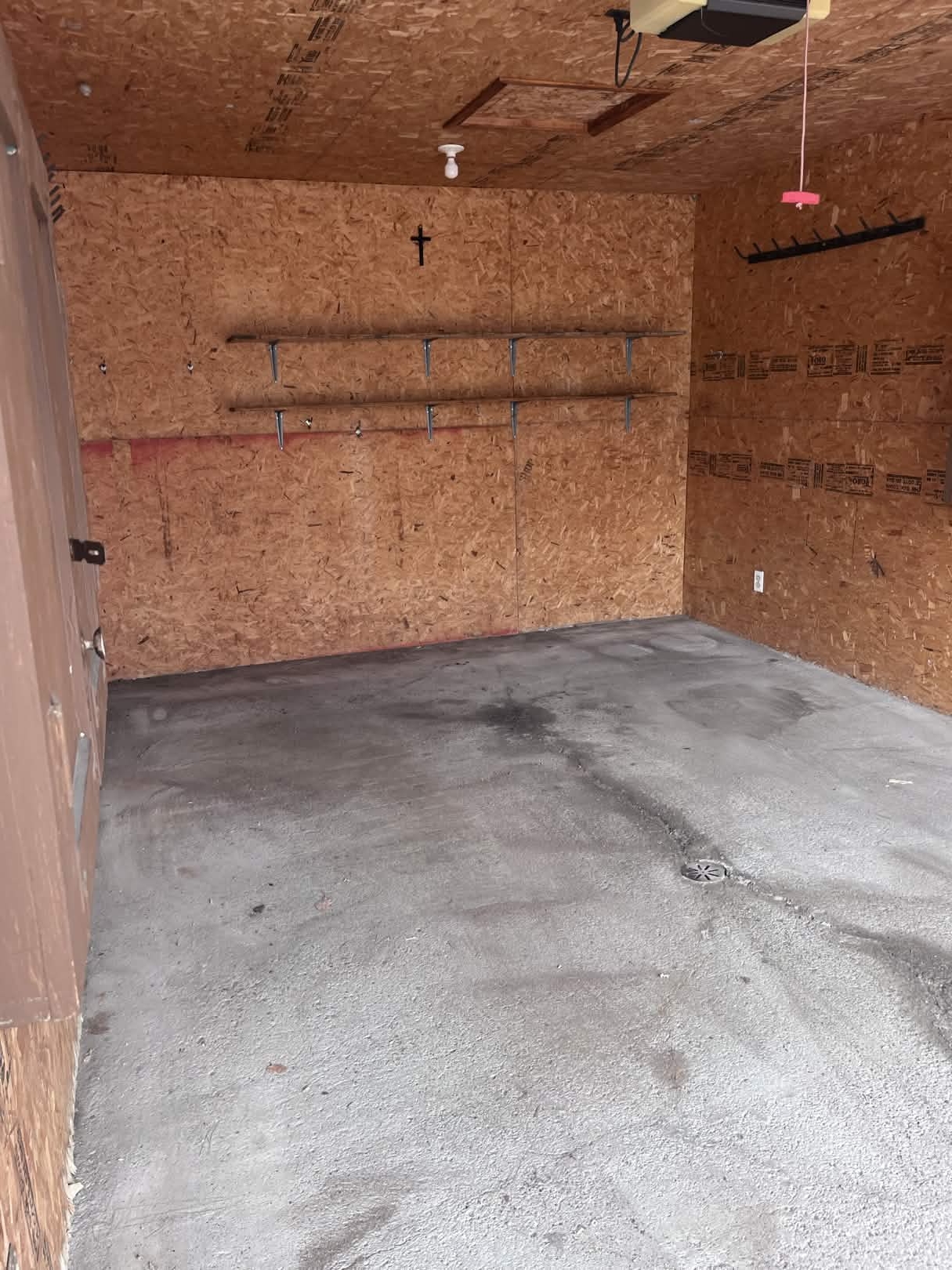 Vidage de garage, Service professionnel Rive-Sud Garage vidé et nettoyé par notre équipe sur la Rive-Sud, Ramasse Vite