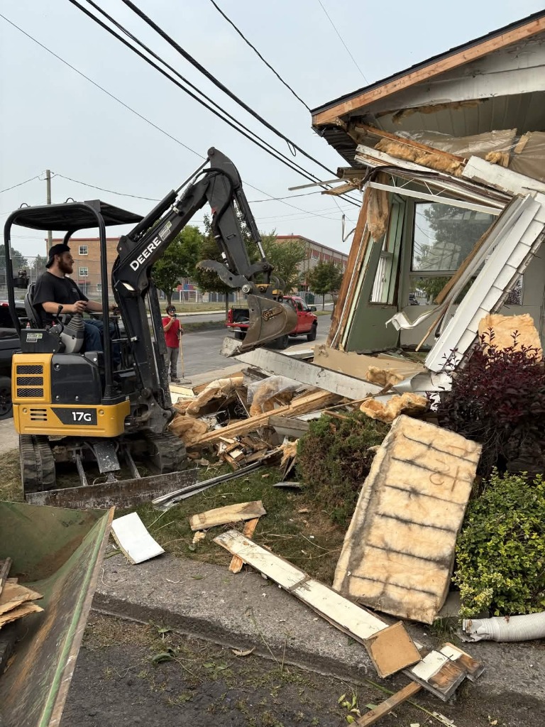 Nettoyage après démolition, Rive-Sud Ramassage après démolition et travaux, Ramasse Vite Rive-Sud